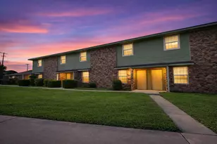 300 Meadow Dr, Rockdale, TX 76567 - Photo 6