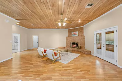 730 Panorama Road, La Grange, TX 78945 - Photo 2