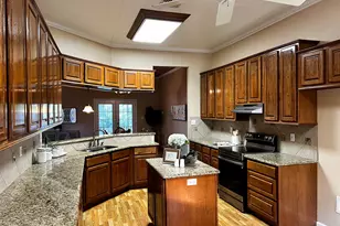 730 Panorama Rd, La Grange, TX 78945 - Photo 8