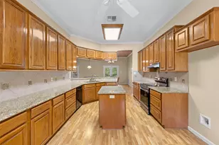 730 Panorama Rd, La Grange, TX 78945 - Photo 4