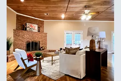 730 Panorama Road, La Grange, TX 78945 - Photo 2