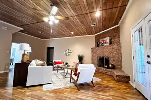 730 Panorama Rd, La Grange, TX 78945 - Photo 16