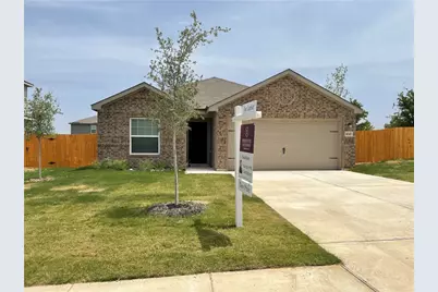 100 Fairfax Lane, Jarrell, TX 76537 - Photo 1
