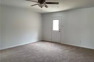 100 Fairfax Ln, Jarrell, TX 76537 - Photo 26