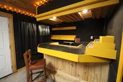 327 W Mulberry Street, Fredericksburg, TX 78624 - Photo 14