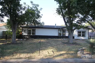 327 W Mulberry Street, Fredericksburg, TX 78624 - Photo 30