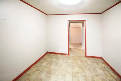 327 W Mulberry Street, Fredericksburg, TX 78624 - Photo 16