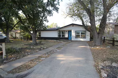 327 W Mulberry Street, Fredericksburg, TX 78624 - Photo 20
