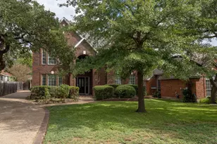 6120 Dedham Ln, Austin, TX 78739 - Photo 2