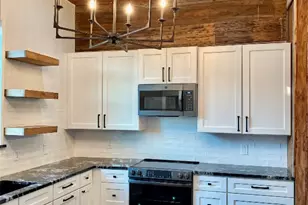 305 N Hall St, Richland Springs, TX 78643 - Photo 10