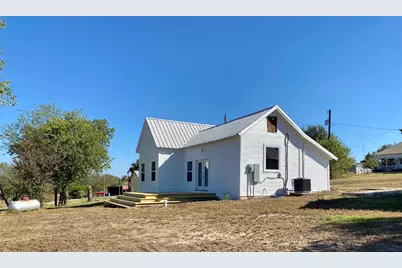 305 N Hall Street, Richland Springs, TX 78643 - Photo 34