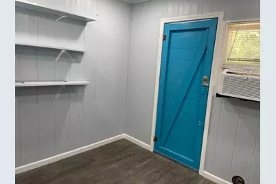 439 East Lafayette Street, La Grange, TX 78945 - Photo 4