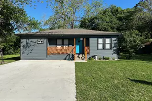 439 East Lafayette St, La Grange, TX 78945 - Photo 1