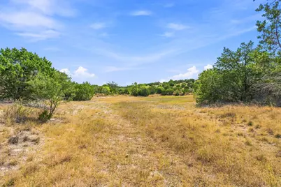 640 Sycamore Creek Drive, Dripping Springs, TX 78620 - Photo 10