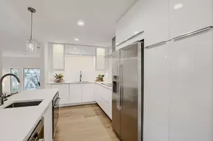 6512 E Hill Dr, Austin, TX 78731 - Photo 10