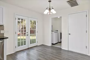 3700 Sojourner St, Austin, TX 78725 - Photo 12