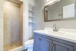 1205 Gregory Ln, Round Rock, TX 78664 - Photo 16