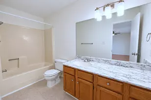 2011 Kirksey Dr, Austin, TX 78741 - Photo 14