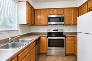 2011 Kirksey Dr, Austin, TX 78741 - Photo 8