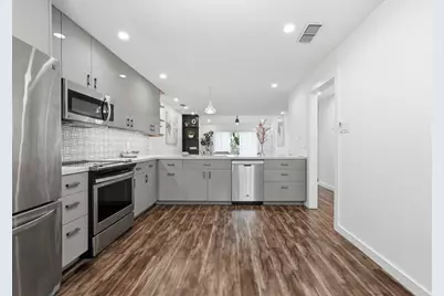 3857 Williamsburg Circle, Austin, TX 78731 - Photo 14