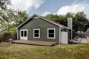 1003 Glen Oaks Ct, Austin, TX 78702 - Photo 28