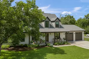 300 E Bluebonnet Ln, Johnson City, TX 78636 - Photo 1