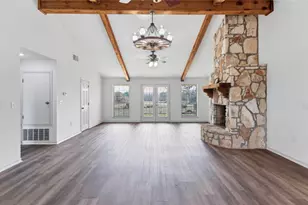 2569 Co Rd 443, Waelder, TX 78959 - Photo 12