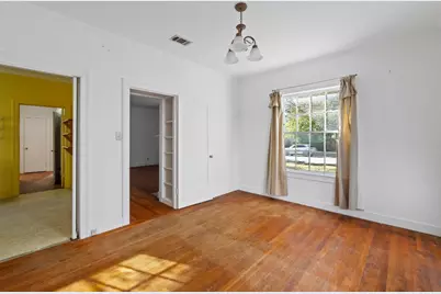 810 E 45th Street, Austin, TX 78751 - Photo 12