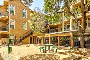 2802 Nueces St, Austin, TX 78705 - Photo 2