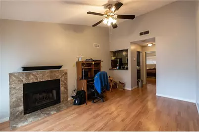 806 W 24th Street #314, Austin, TX 78705 - Photo 4