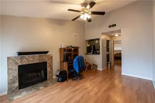 806 W 24th St, Austin, TX 78705 - Photo 4