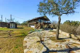 729 Nomad Dr, Spicewood, TX 78669 - Photo 18