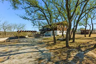 729 Nomad Dr, Spicewood, TX 78669 - Photo 12