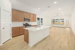 206 Melrose St, Hutto, TX 78634 - Photo 10