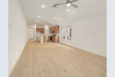 206 Melrose Street, Hutto, TX 78634 - Photo 4