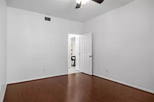 2529 Rio Grande St, Austin, TX 78705 - Photo 20