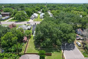 522 S Walnut Ave, Luling, TX 78648 - Photo 32