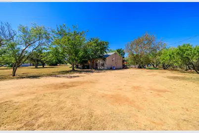 114 Fleury Way, Fredericksburg, TX 78624 - Photo 24