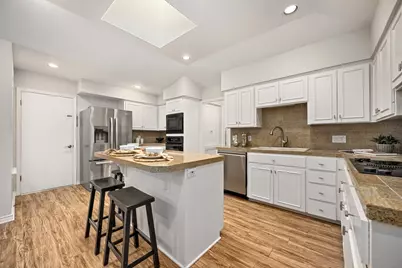 907 Vanguard Street, Lakeway, TX 78734 - Photo 14