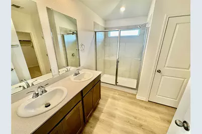 231 Red Tail Hawk Lane, Cedar Creek, TX 78612 - Photo 4