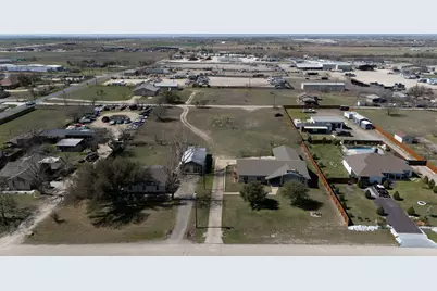 81 Family Circle, Hutto, TX 78634 - Photo 34