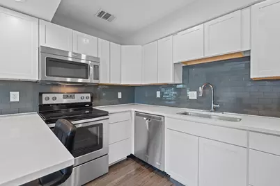 935 La Posada Drive #254, Austin, TX 78752 - Photo 1