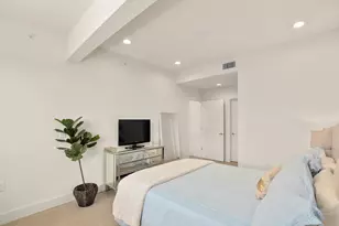604 N Bluff Dr, Austin, TX 78745 - Photo 12