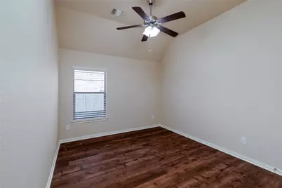 348 Lake Livingston Drive, Georgetown, TX 78628 - Photo 20