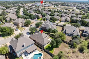 348 Lake Livingston Dr, Georgetown, TX 78628 - Photo 34
