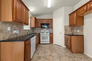 2013 Jim Craig Ct, Austin, TX 78748 - Photo 10