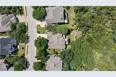 2605 Shire Ridge Drive, Austin, TX 78732 - Photo 38
