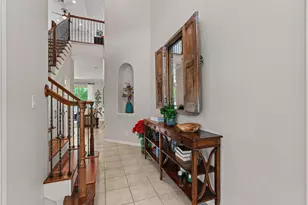 2605 Shire Ridge Dr, Austin, TX 78732 - Photo 4