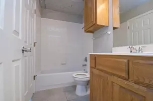2410 Leon St, Austin, TX 78705 - Photo 14