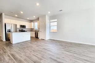 2412 Oscar Eli Pl, Round Rock, TX 78665 - Photo 4